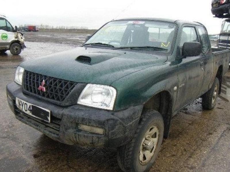 ФОТО Стекло лобовое для Mitsubishi L200  Днепр