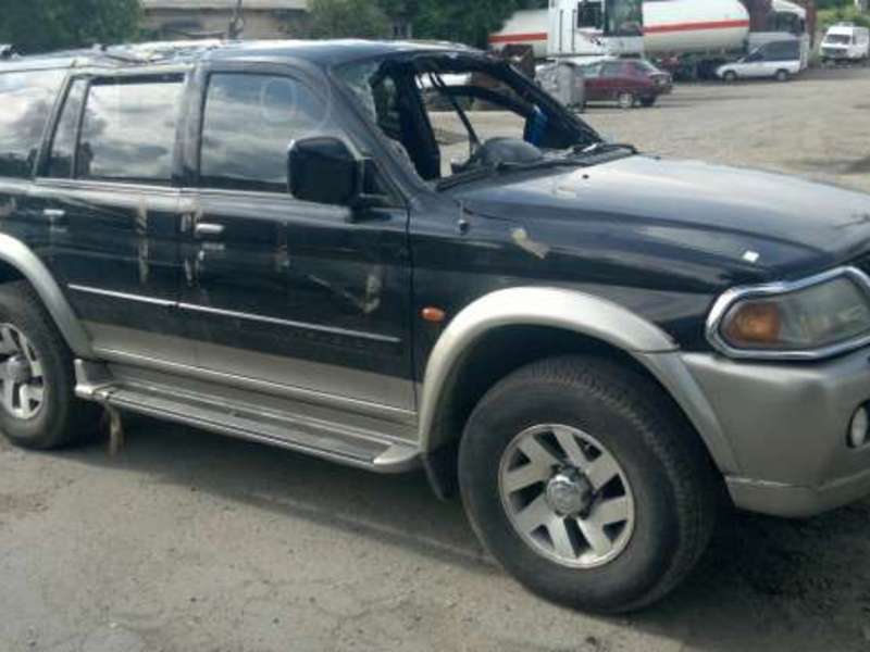 ФОТО Стекло лобовое для Mitsubishi Pajero  Днепр