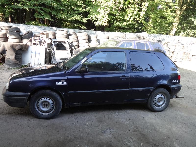 ФОТО Бампер передний для Volkswagen Golf III Mk3 (09.1991-06.2002)  Львов