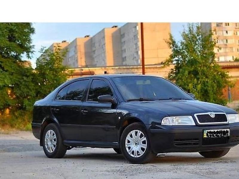 ФОТО Стекло лобовое для Skoda Octavia Tour  Киев
