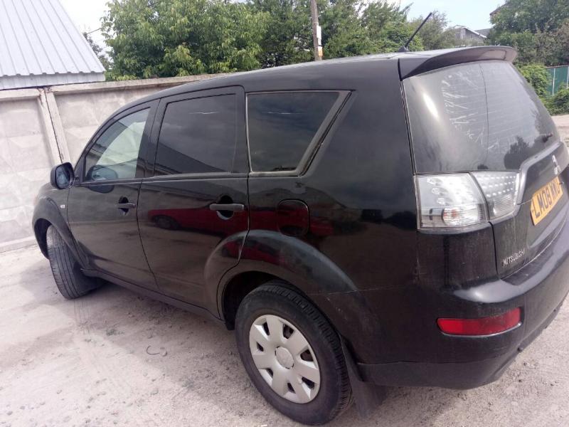 ФОТО Плафон освещения основной для Mitsubishi Outlander XL  Киев