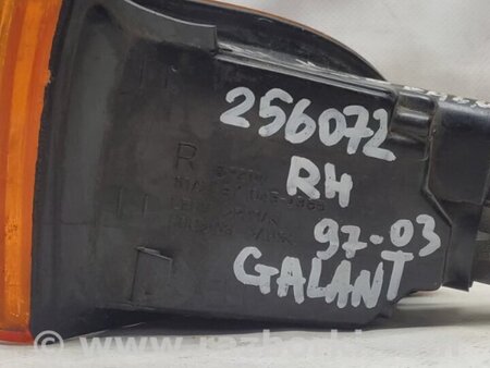 ФОТО покажчики повороту для Mitsubishi Galant (97-03) Киев