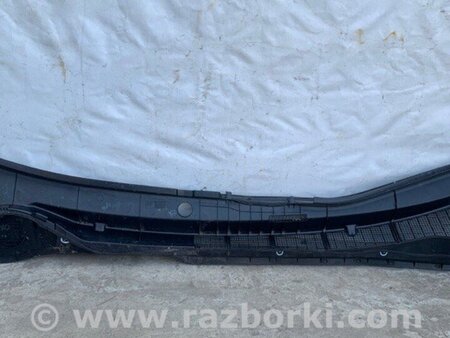 ФОТО Жабо під лобове скло (пластик) для Toyota Sienna (11-16) Киев
