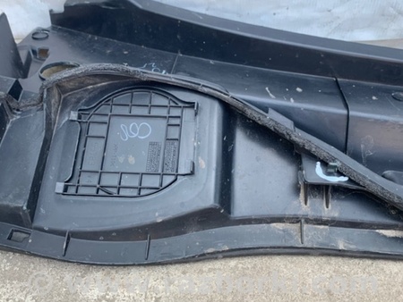 ФОТО Жабо під лобове скло (пластик) для Toyota Sienna (11-16) Киев