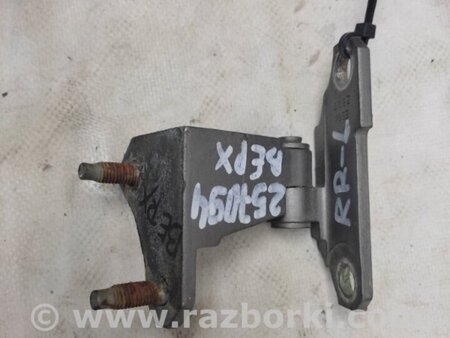 ФОТО Петля двері задньої лівої верхня для Infiniti  G25/G35/G37/Q40 Киев