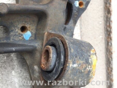 ФОТО Цапфа для Toyota Camry 30 XV30 (09.2001-03.2006) Киев