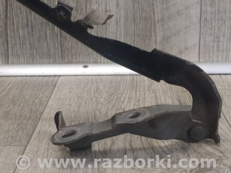 ФОТО Петля капоту для Toyota Matrix Киев