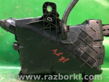 ФОТО Блок запобіжників для Toyota Sienna (11-16) Киев