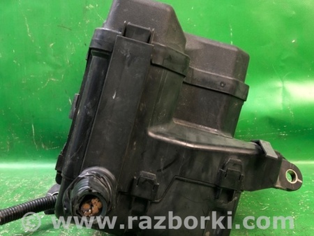 ФОТО Блок запобіжників для Toyota Sienna (11-16) Киев