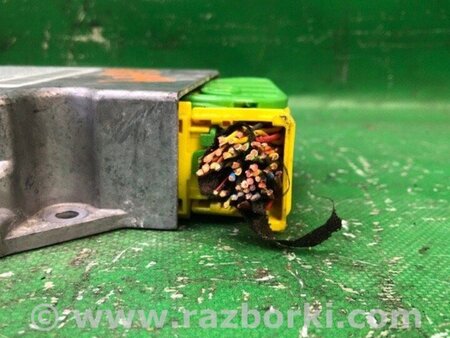 ФОТО Блок керування AIRBAG для Volkswagen Passat B7 (09.2010-06.2015) Киев
