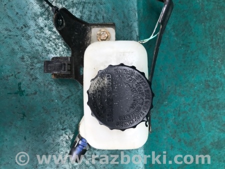ФОТО Бачок головного гальмівного циліндра для Lexus RX300/330/350/400 (03-09) Киев