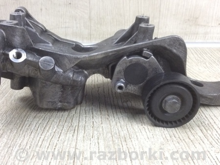 ФОТО Кронштейн масляного фильтра для Volkswagen Passat CC (01.2012-12.2016) Киев