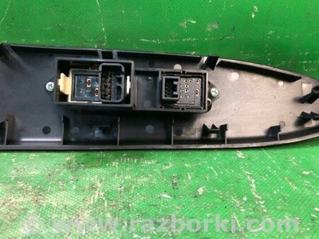 ФОТО Кнопка стеклоподъемника дверная для Mitsubishi Galant Киев