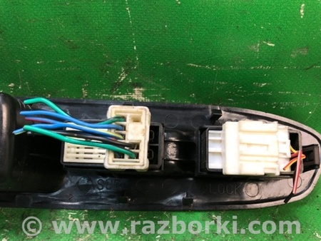 ФОТО Кнопка стеклоподъемника дверная для Subaru Forester SG Киев
