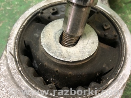 ФОТО Подушка двигателя верхняя для Infiniti QX60/JX35 Киев