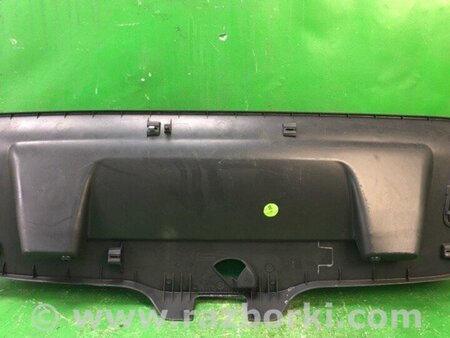 ФОТО Накладка кришки багажника для Volkswagen Passat B7 (09.2010-06.2015) Киев