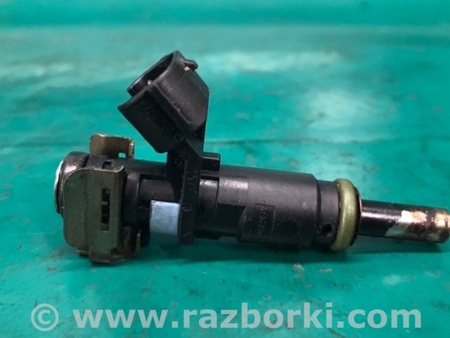 ФОТО Форсунка паливна для Volkswagen Jetta USA (10-17) Киев