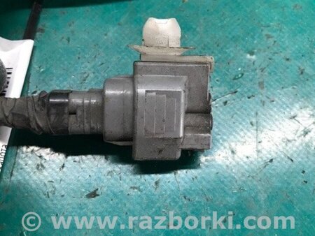 ФОТО Замок капота для Nissan Rogue (08-14) Киев