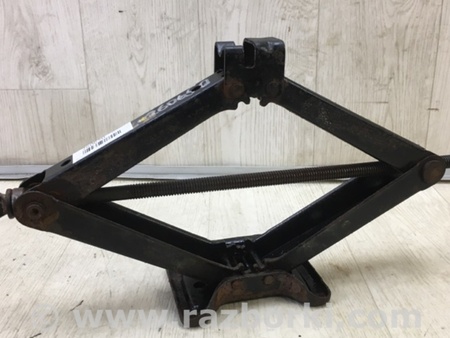 ФОТО Домкрат для Nissan Rogue (08-14) Киев