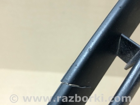 ФОТО Решітка переднього бампера для Volkswagen Jetta 5 1K2, 1K5 (01.2005 - 12.2010) Киев