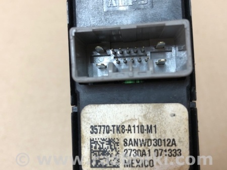ФОТО Кнопка стеклоподъемника дверная для Honda Odyssey (11-17) Киев