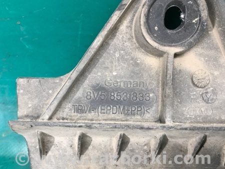 ФОТО Лівий задній бризговик для Audi (Ауди) A3 8V1, 8VA, 8V7, 8VS (03.2012-...) Киев