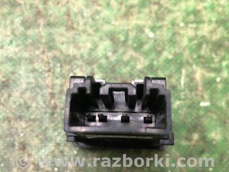 ФОТО Кнопка аварійної сигналізації для Mazda 3 BK (2003-2009) (I) Киев
