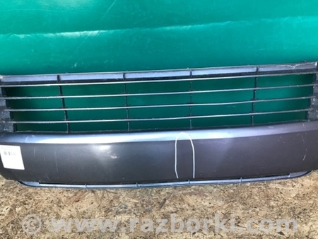 ФОТО Решітка переднього бампера для Toyota Corolla E170 Киев