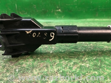 ФОТО Форсунка омывателя фары для Toyota Camry 40 XV40 (01.2006-07.2011) Киев