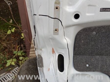 ФОТО Кришка багажника для Toyota Corolla E120 (08.2000-02.2007) Киев