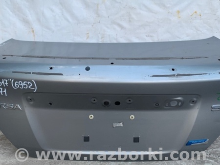 ФОТО Кришка багажника для Nissan Versa B17 Киев