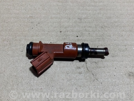 ФОТО Форсунка паливна для Toyota Sienna (03-10) Киев