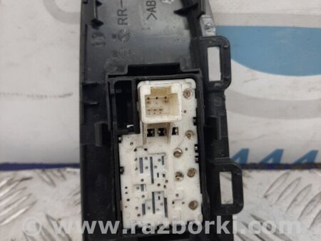 ФОТО Кнопка стеклоподъемника дверная для Toyota Prius 30 (09-17) Киев