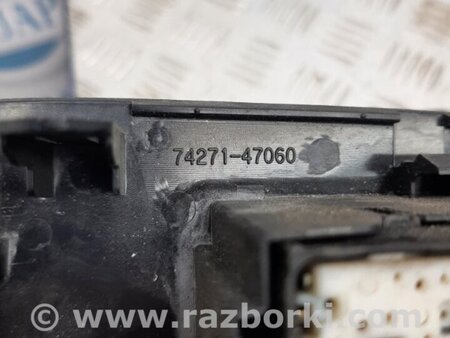 ФОТО Кнопка стеклоподъемника дверная для Toyota Prius 30 (09-17) Киев
