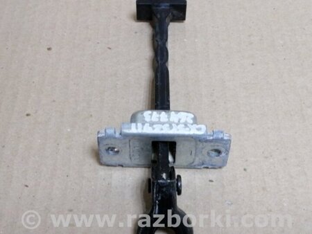 ФОТО Обмежувач дверей для Mazda CX-5 KE (12-17) Киев