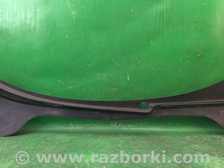 ФОТО Жабо під лобове скло (пластик) для Volkswagen Jetta 5 1K2, 1K5 (01.2005 - 12.2010) Киев