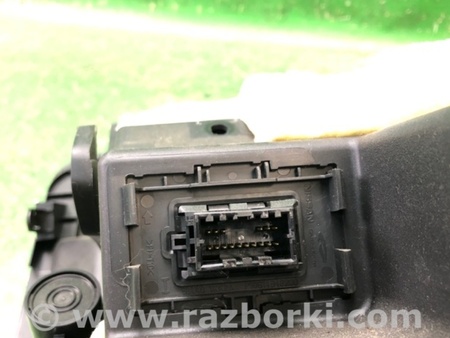 ФОТО Бардачок для Nissan Juke (10-19) Киев