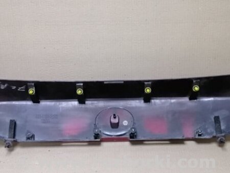 ФОТО Накладка кришки багажника для Lexus CT200 (11-17) Киев