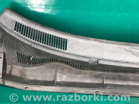 ФОТО Жабо під лобове скло (пластик) для Toyota RAV-4 (05-12) Киев