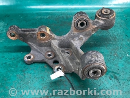ФОТО Цапфа для Toyota Camry 50 XV55 (04.2014-07.2018)  Киев