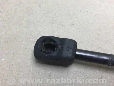 ФОТО Амортизатор капоту для Hyundai Sonata NF (09.2004-10.2010) Киев