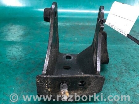 ФОТО Кріплення / кронштейн для Toyota RAV-4 (05-12) Киев