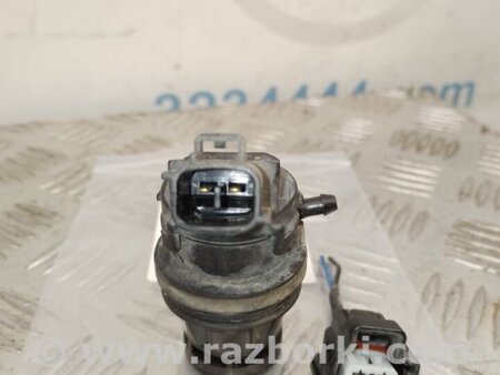 ФОТО Насос омивача скла для Toyota RAV-4 (05-12) Киев