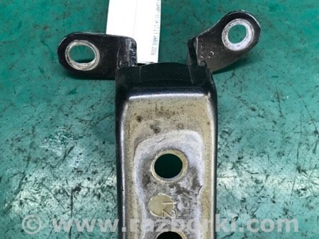 ФОТО Петля двері задньої лівої нижня для Toyota Camry 50 XV55 (04.2014-07.2018)  Киев