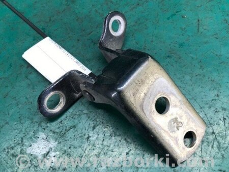ФОТО Петля двері задньої лівої нижня для Toyota Camry 50 XV55 (04.2014-07.2018)  Киев