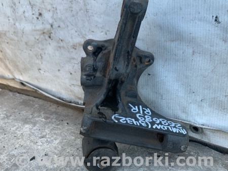 ФОТО Цапфа для Toyota Avalon XX20 (08.1999-11.2004) Киев