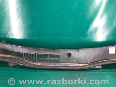 ФОТО Жабо під лобове скло (пластик) для Toyota Camry 50 XV55 (04.2014-07.2018)  Киев