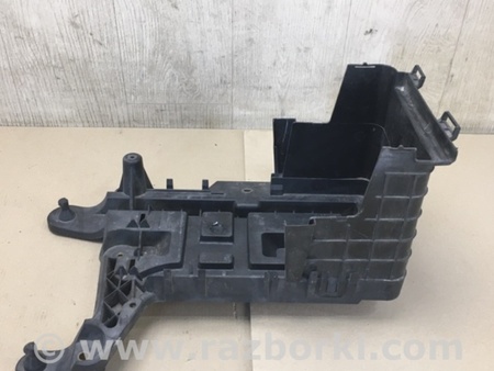 ФОТО Полиця акумулятора для Volkswagen Jetta 5 1K2, 1K5 (01.2005 - 12.2010) Киев