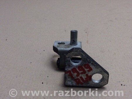 ФОТО Петля двері задньої лівої верхня для Volkswagen Jetta 5 1K2, 1K5 (01.2005 - 12.2010) Киев