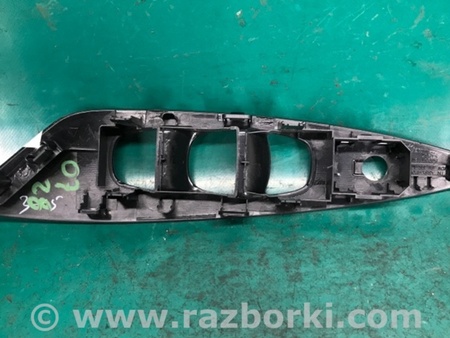 ФОТО Накладка кнопок стеклоподъемника для Nissan LEAF (10-17) Киев